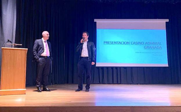 Acto informativo en el Auditorio Jorge García Tudela de Monachil.