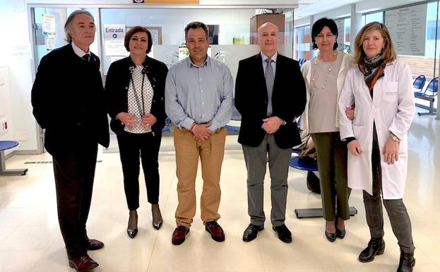 Visita del delegado de Salud de la Junta, Indalecio Sánchez-Montesinos, al centro médico de Huétor.