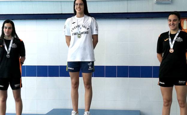 Podio del Campeonato de Andalucía de natación.