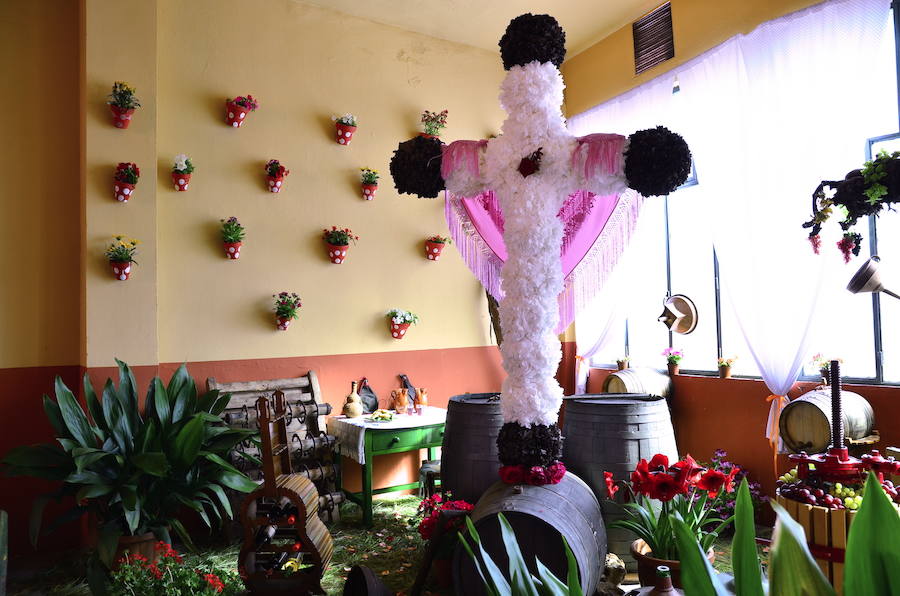 Ambiente del Día de la Cruz en el municipio el 3 de mayo de 2019