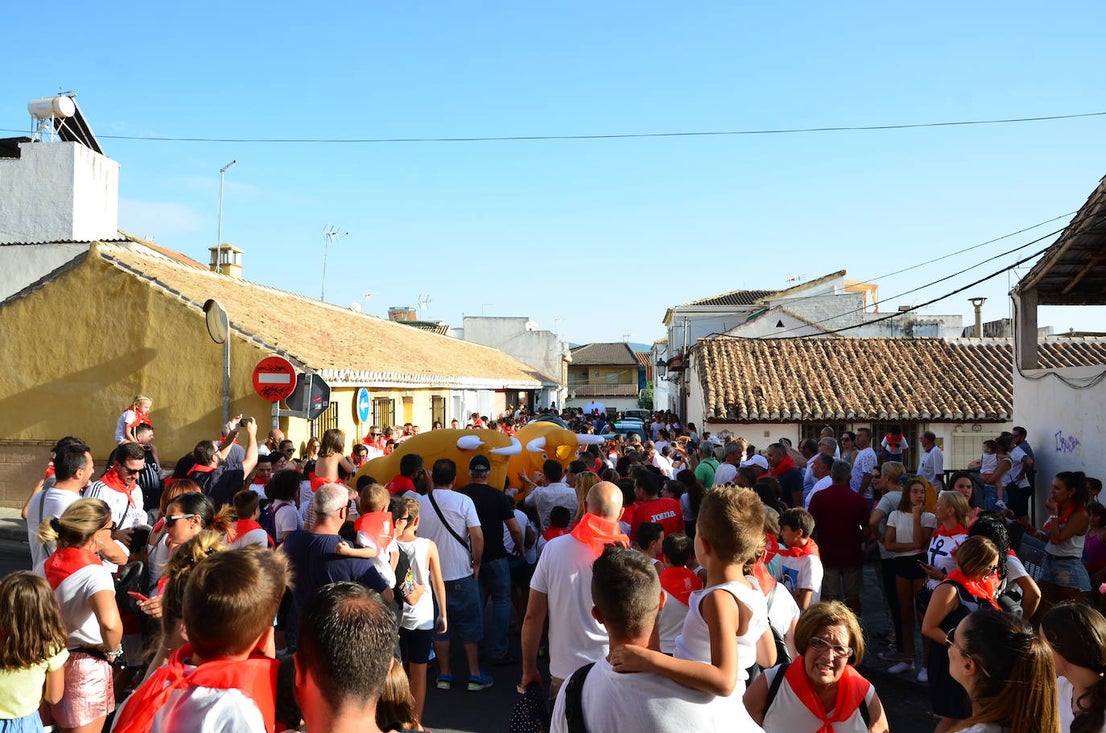 Los vecinos se volcaron en la gran novedad de las fiestas patronales de San Roque este año.