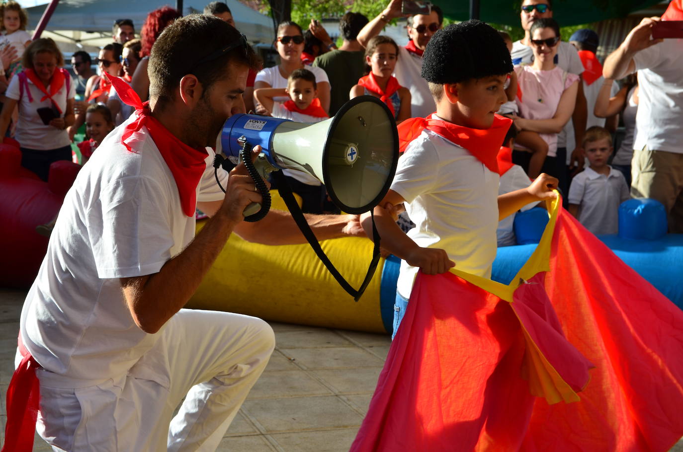Los vecinos se volcaron en la gran novedad de las fiestas patronales de San Roque este año.