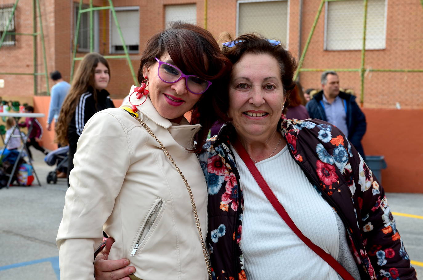 Fotos: La paella navideña del colegio Nuestra Señora de las Angustias de Huétor