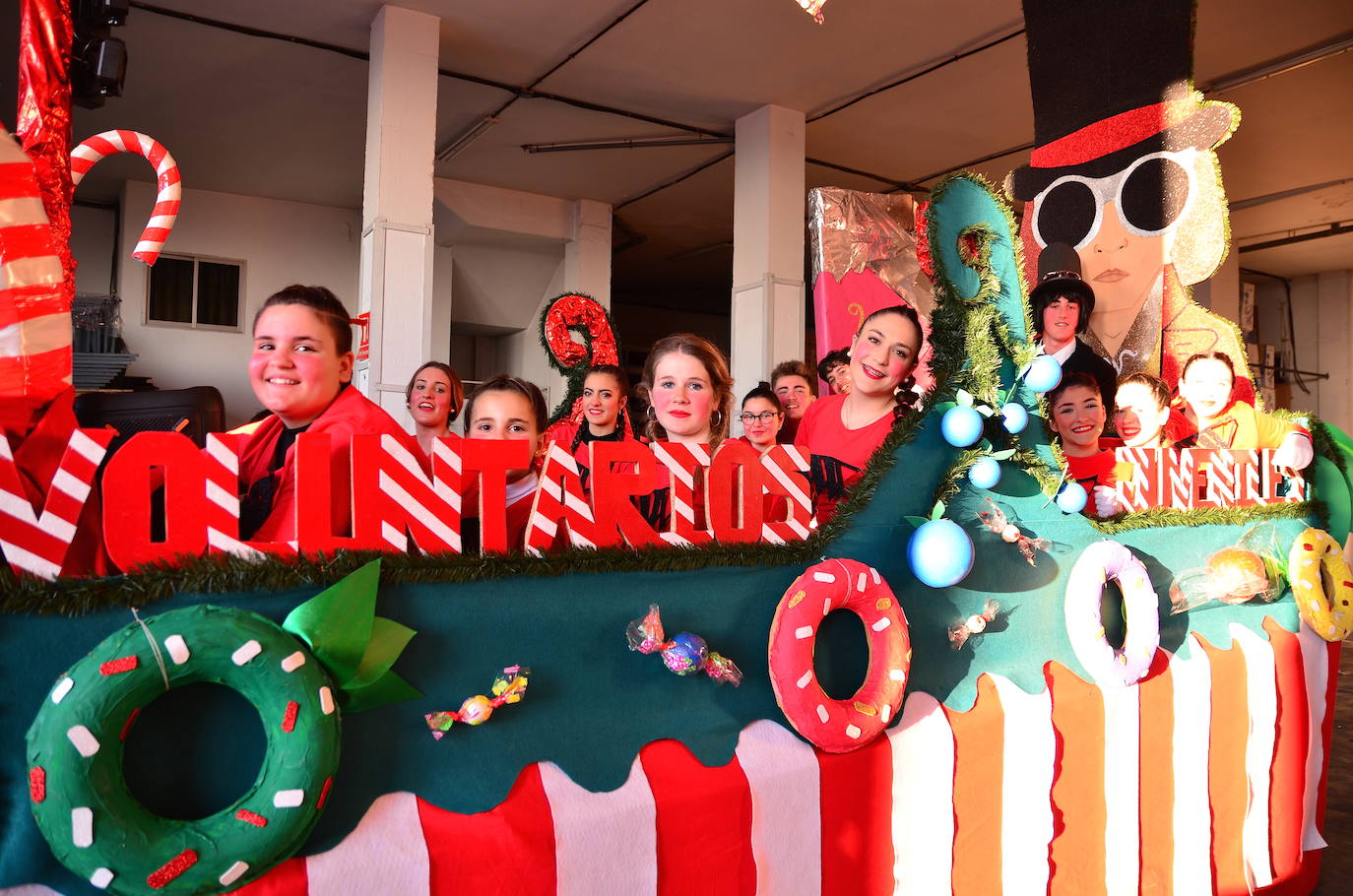 Fotos: Reyes Magos y personajes fantásticos en Huétor Vega