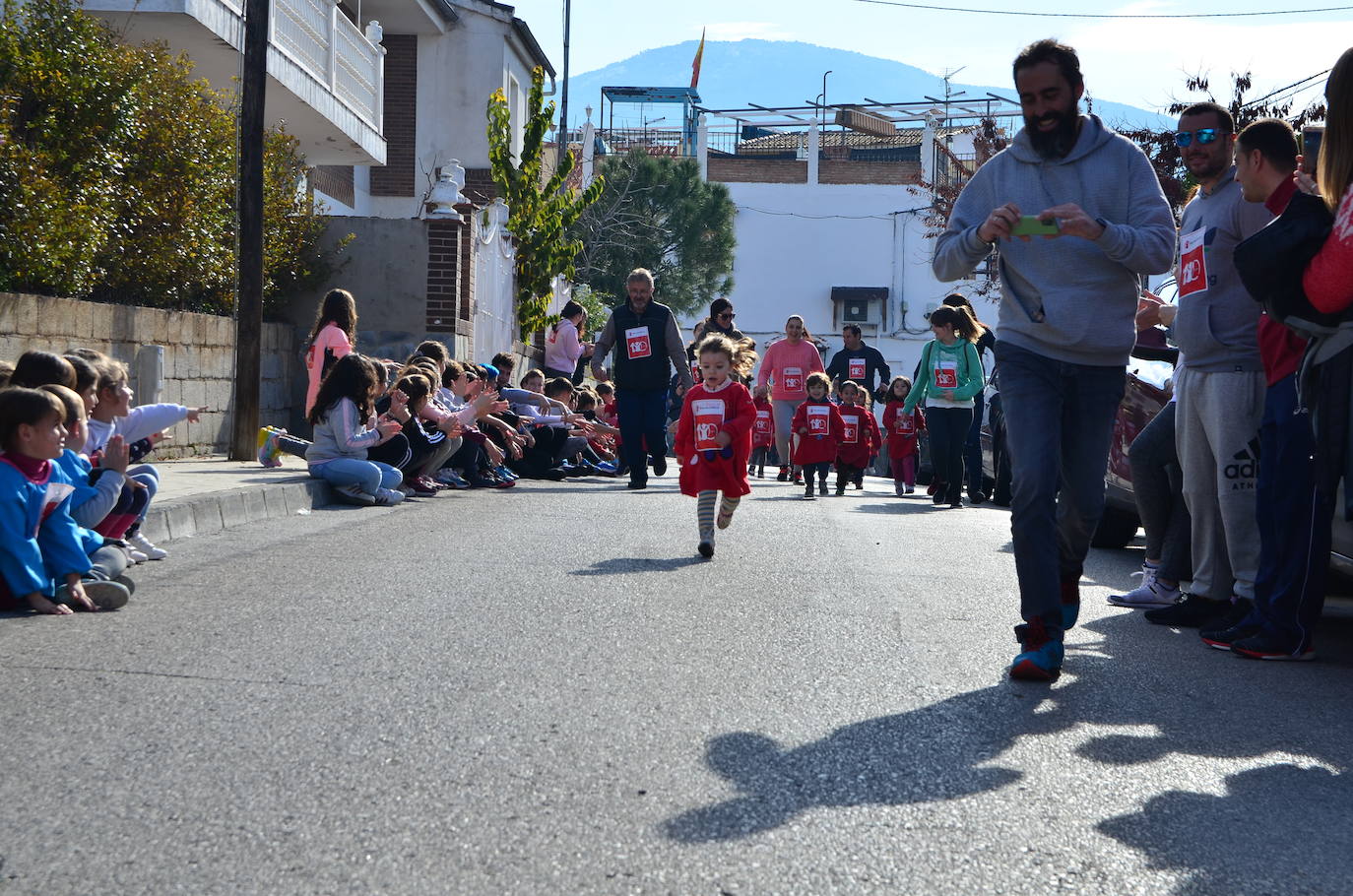 Fotos: Día de la Paz en el Mariana Pineda de Huétor Vega