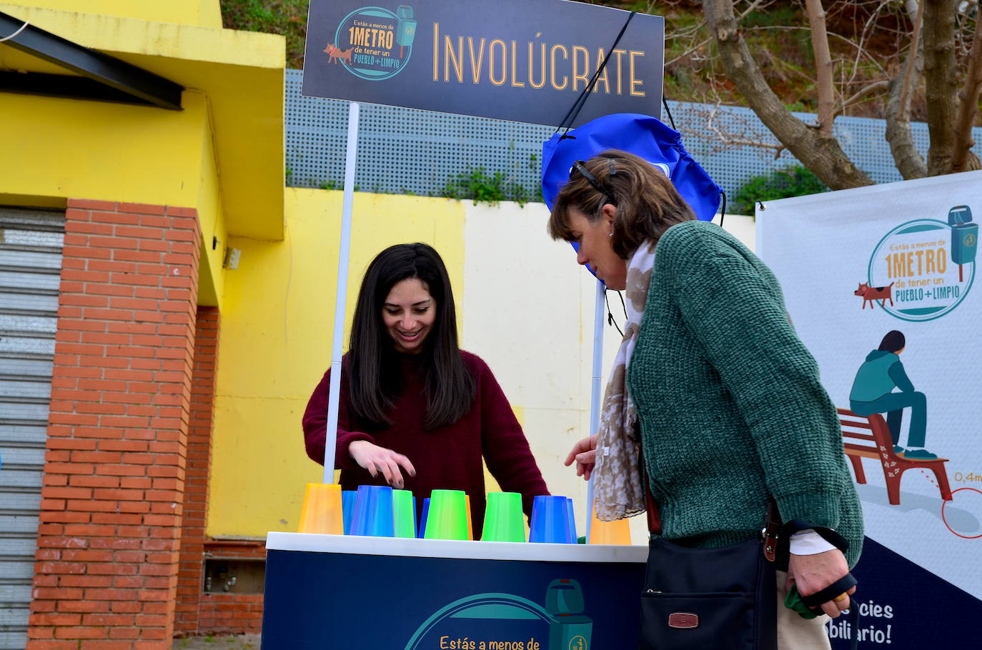 Fotos: Las mascotas de Huétor Vega dan el salto por un muicipio más limpio