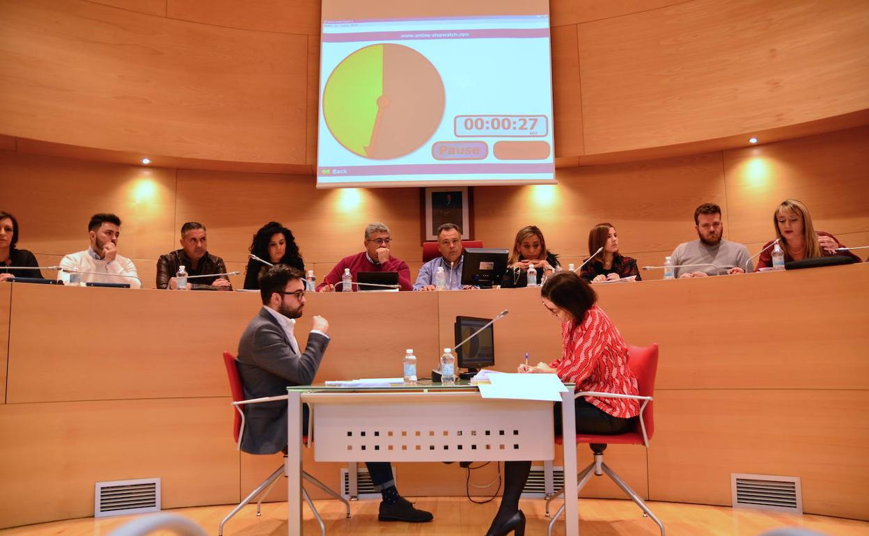 Pleno extraordinario de Huétor Vega, esta mañana.
