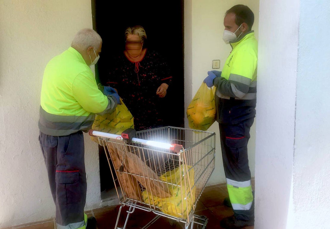 Fotos: El área de Mantenimiento, activa en Huétor Vega
