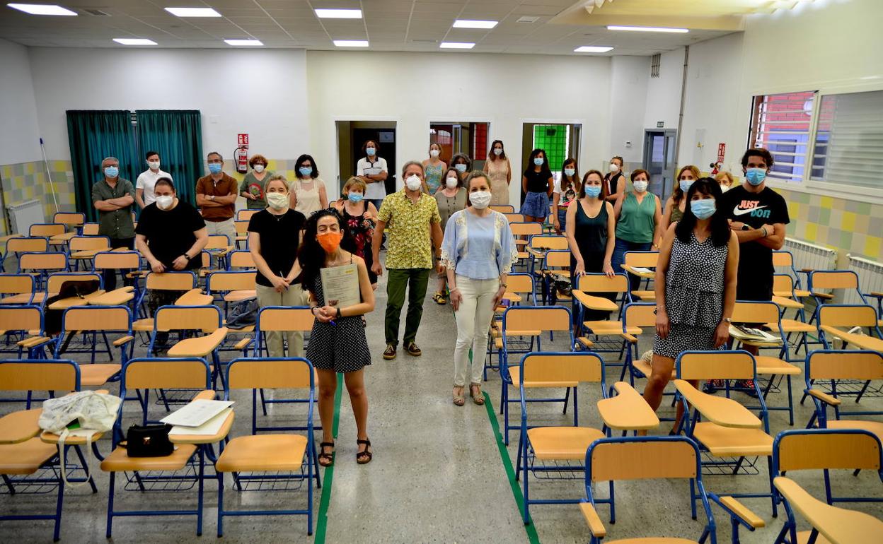Los profesores y profesoras de Huétor Vega vuelven a verse las caras en el claustro