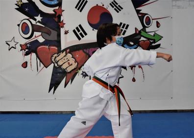 Imagen secundaria 1 - Rubén Hita, Eleazar Velázquez y Paloma Guadix.