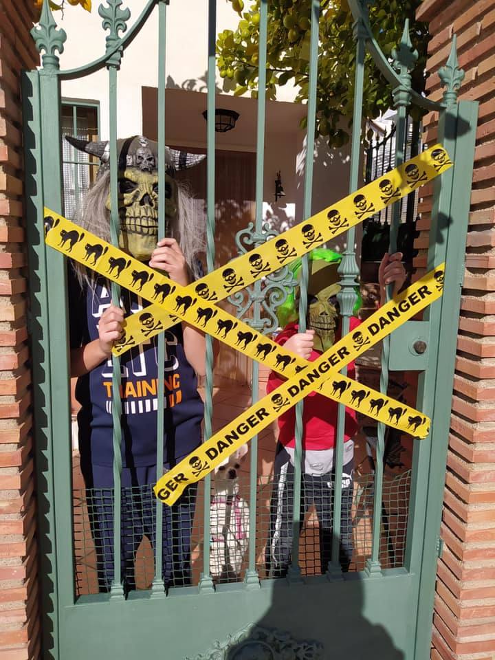 Fotos: Halloween desde casa en Huétor Vega