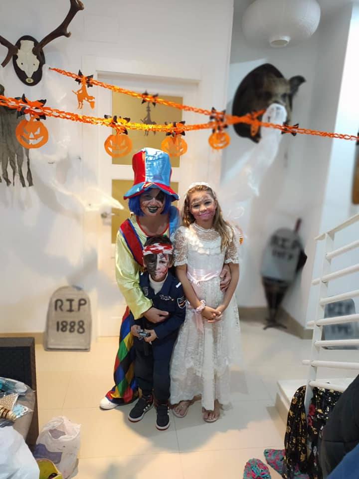 Fotos: Halloween desde casa en Huétor Vega