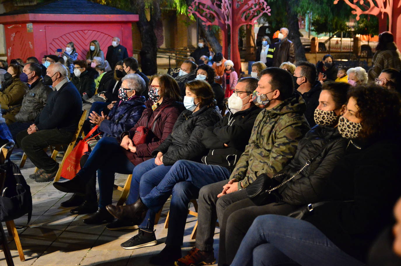 Fotos: Zambomba flamenca en Huétor Vega