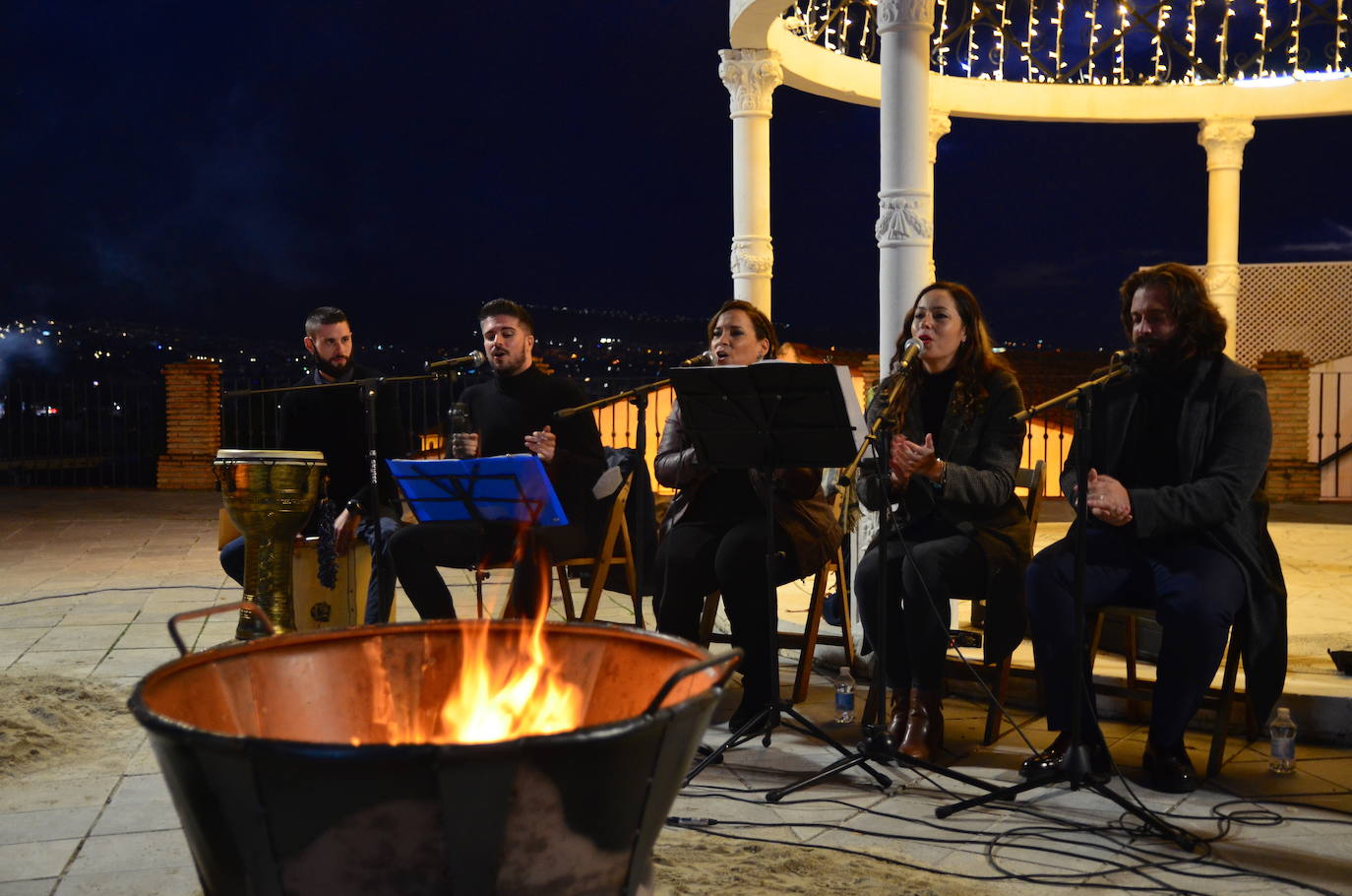 Fotos: Zambomba flamenca en Huétor Vega