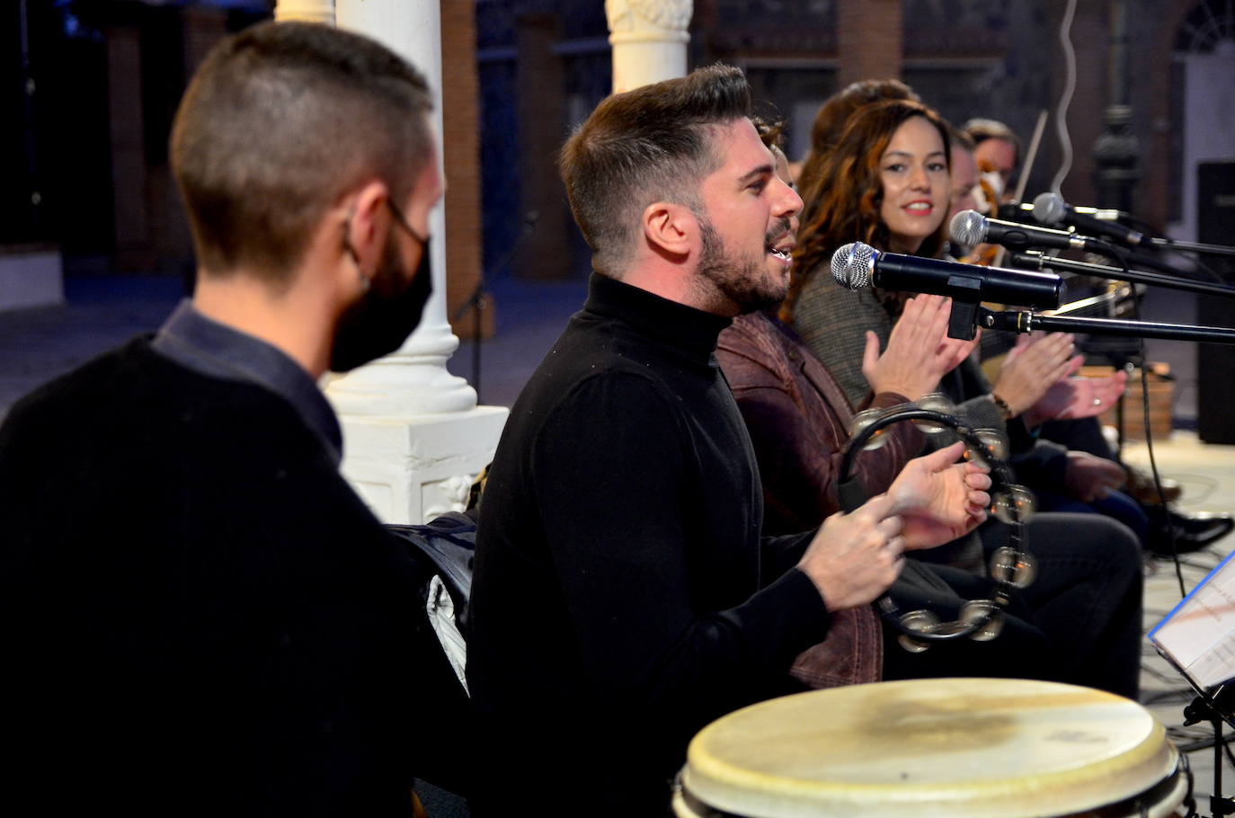 Fotos: Zambomba flamenca en Huétor Vega