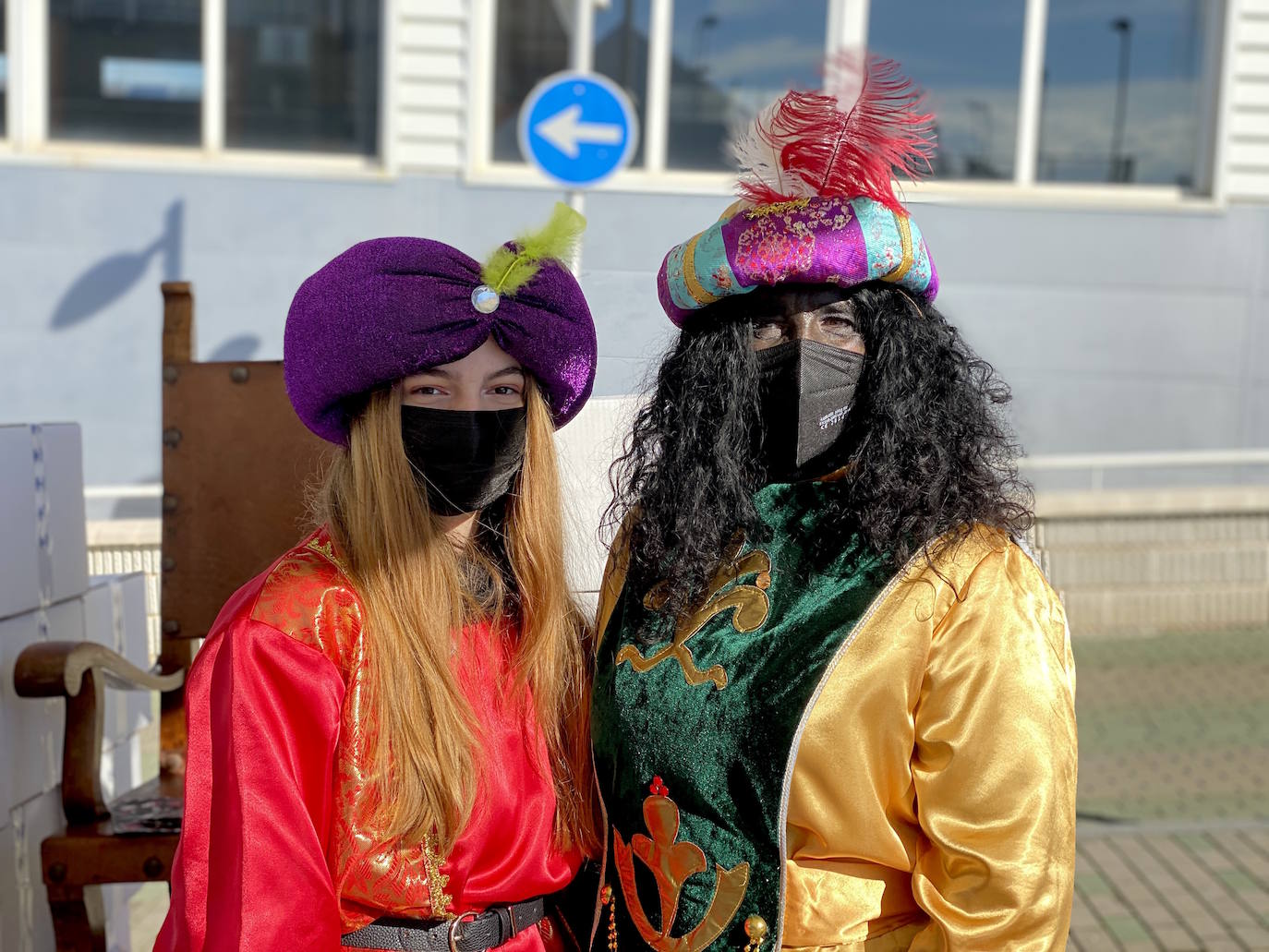 La visita más atípica de los Reyes Magos en Huétor Vega.