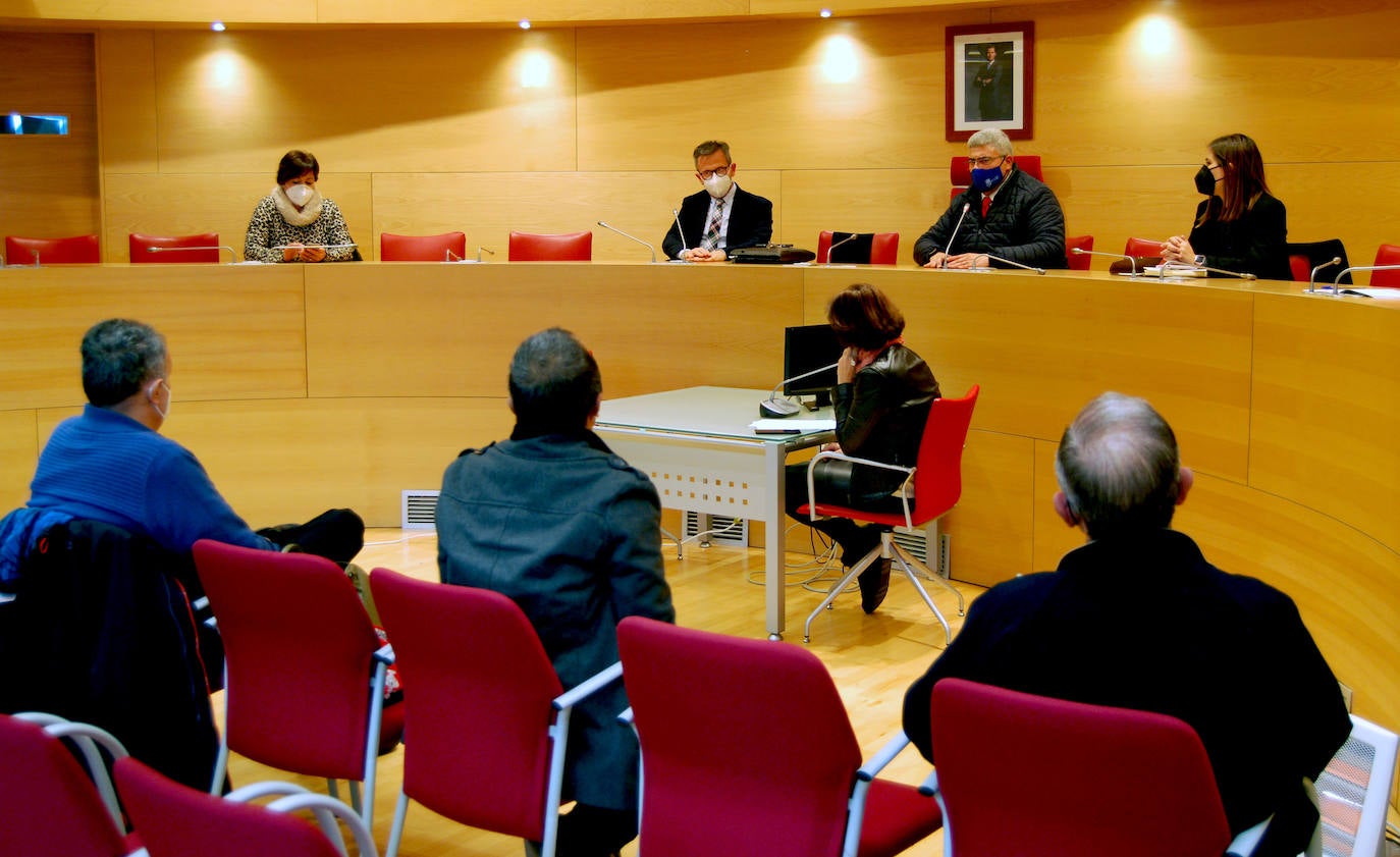 Reunión con los hosteleros de Huétor Vega.