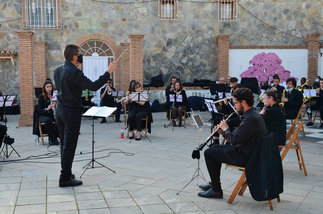 Concierto de la Banda de Música de Huétor Vega en Jueves Santo.