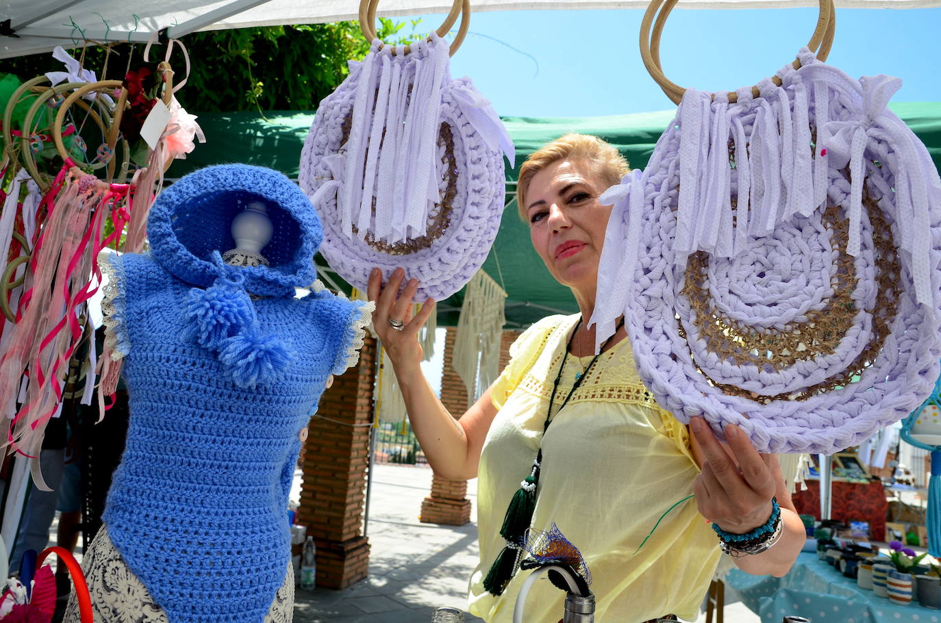 Artesanos de Huétor Vega, reunidos por primera vez en una feria.