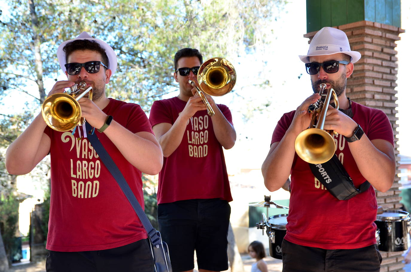 Fotos: Churros, chocolate y charanga en Huétor Vega