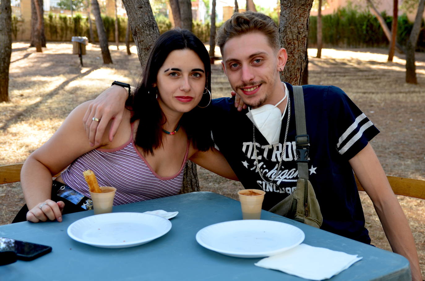 Fotos: Churros, chocolate y charanga en Huétor Vega