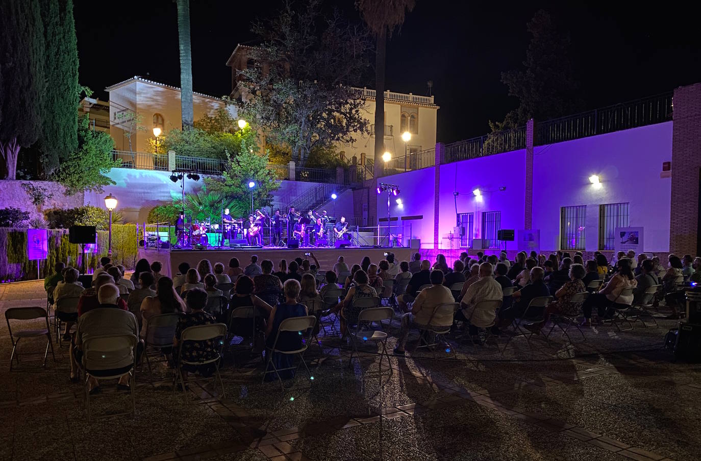 Fotos: Huétor Vega: presentación de San Roque 2021