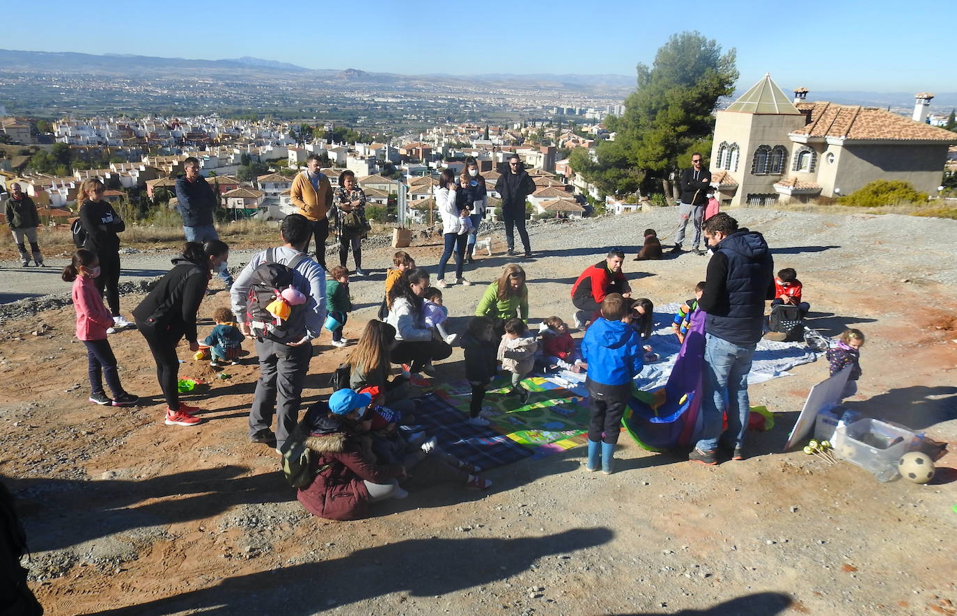 Fotos: Jornada de reforestación &#039;bilingüe&#039; en Huétor Vega
