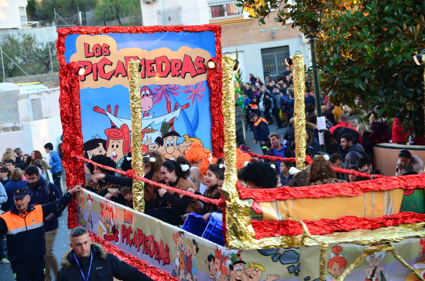 Una de las carrozas de la cabalgata de 2019 en Huétor Vega.