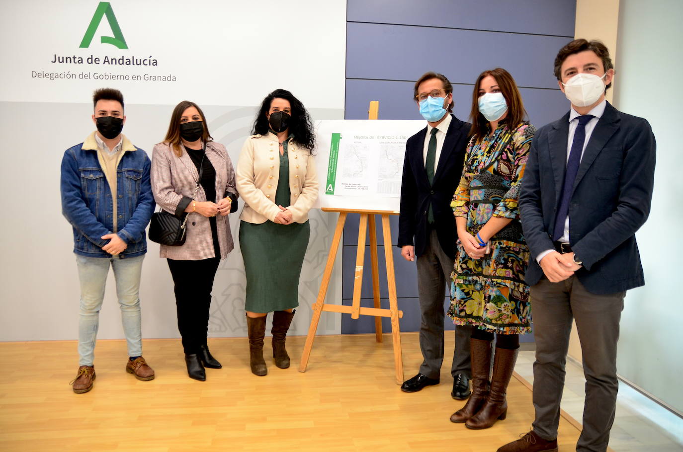 Representantes de los ayuntamientos de Huétor Vega y Cájar, hoy en Granada.