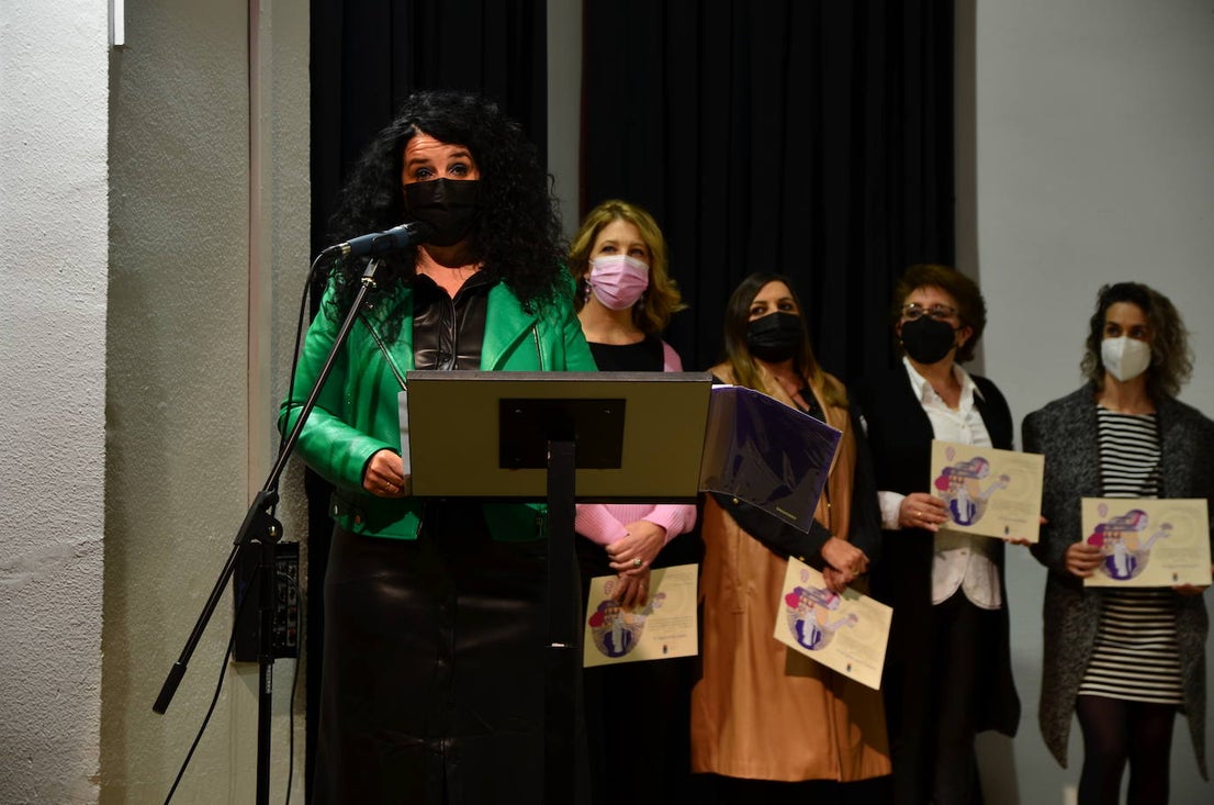 Fotos: Homenaje a las mujeres concejalas en la historia de Huétor Vega