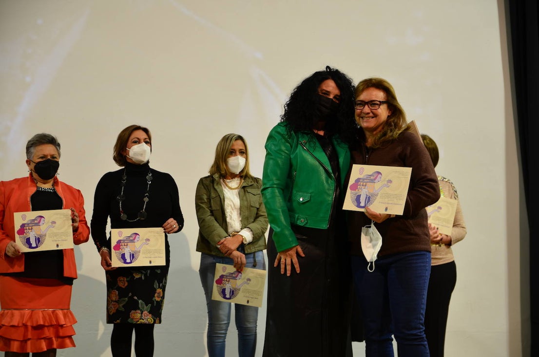 Fotos: Homenaje a las mujeres concejalas en la historia de Huétor Vega
