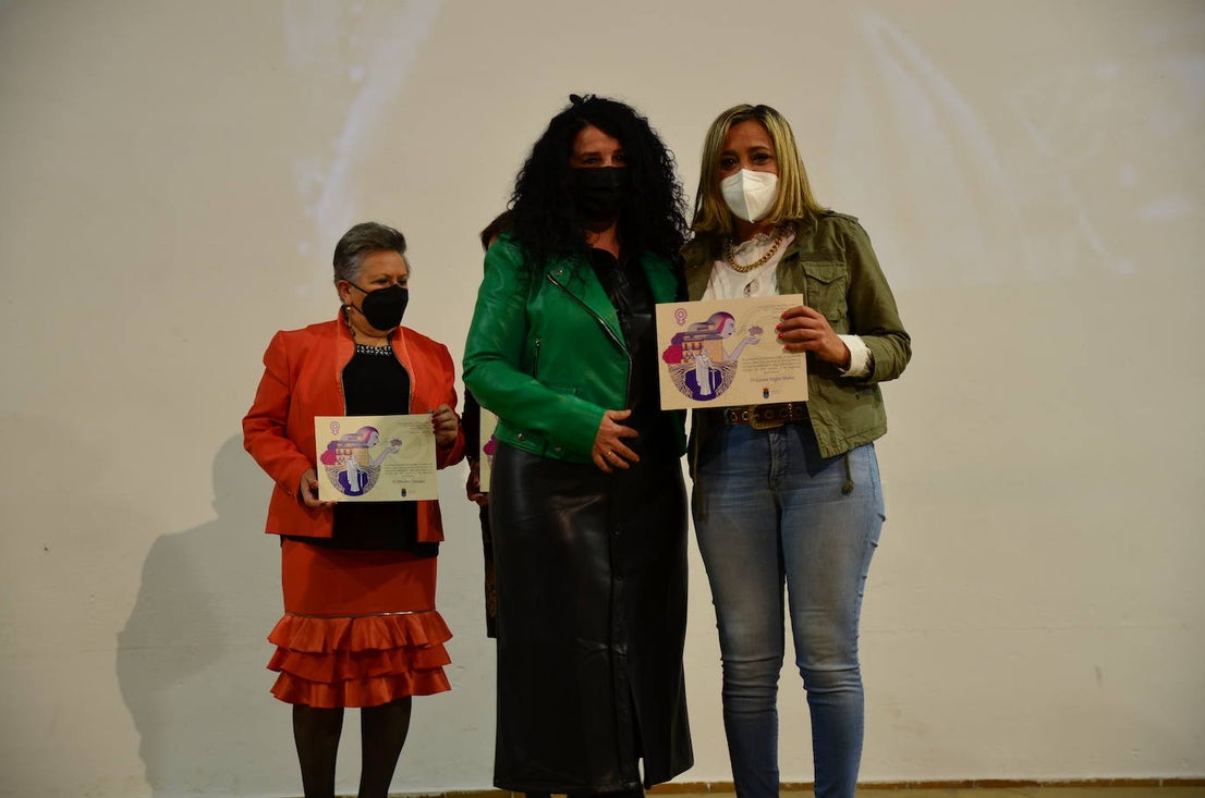 Fotos: Homenaje a las mujeres concejalas en la historia de Huétor Vega