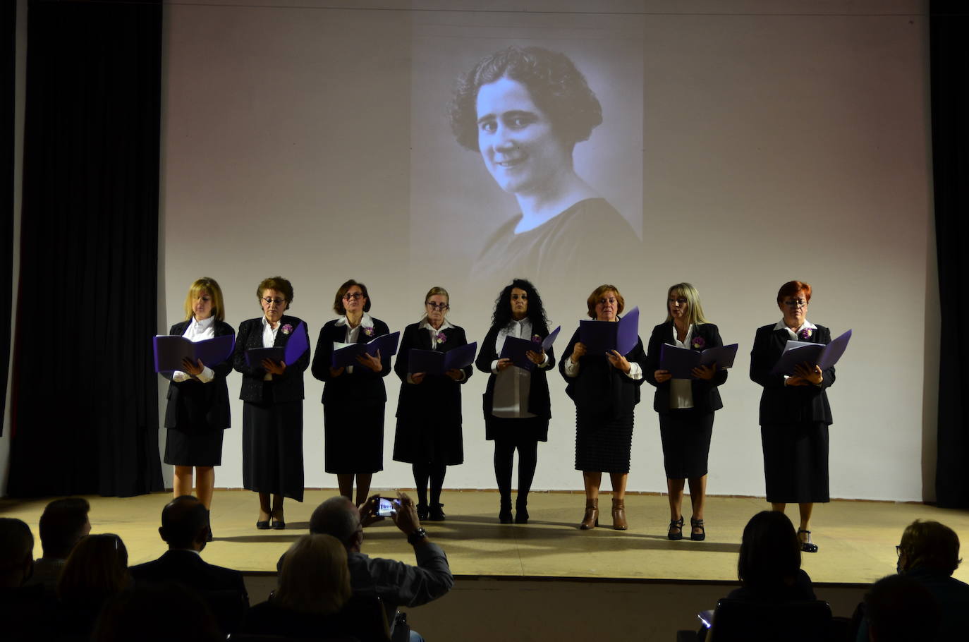 Fotos: Homenaje a las mujeres concejalas en la historia de Huétor Vega
