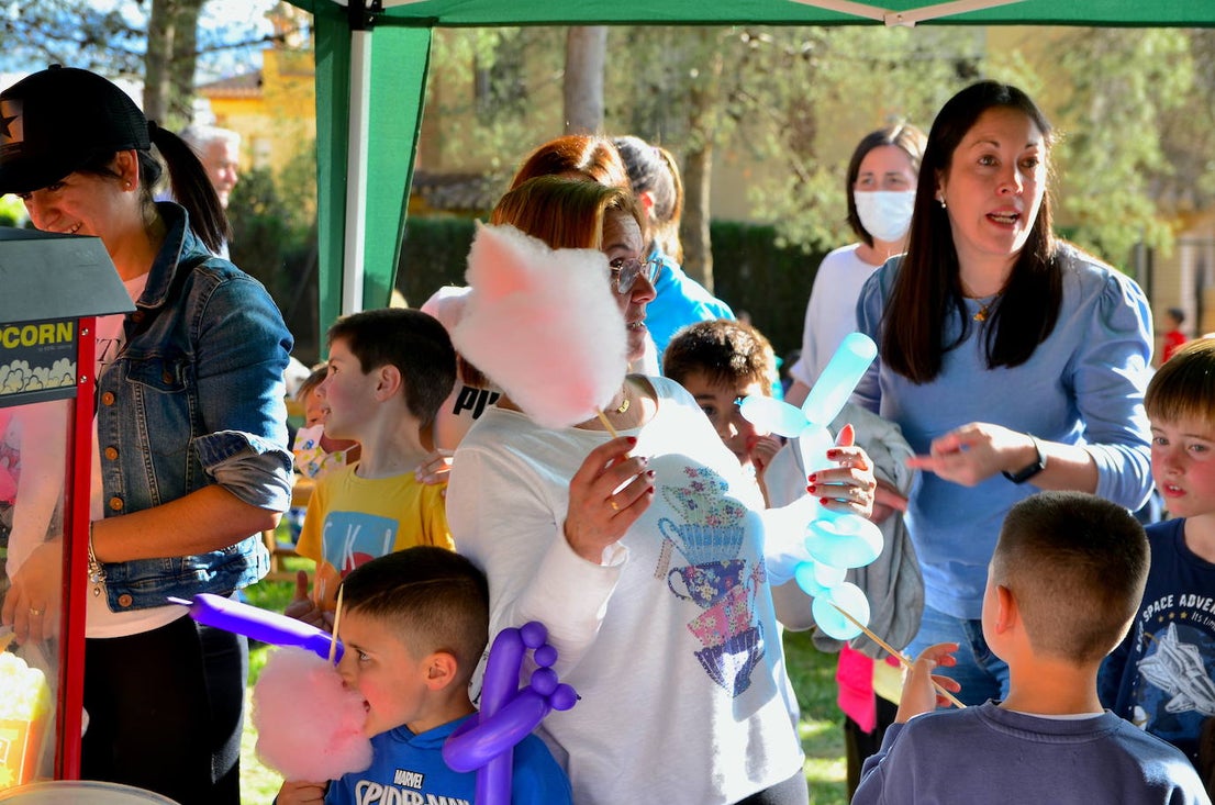 Fotos: 'Roar el güevo': la merienda más divertida de Huétor Vega
