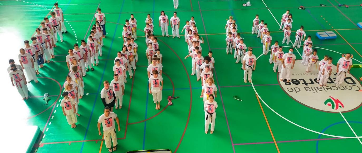 Cerca de 150 deportistas de diferentes capacidades se congregaron en el pabellón La Libertad.