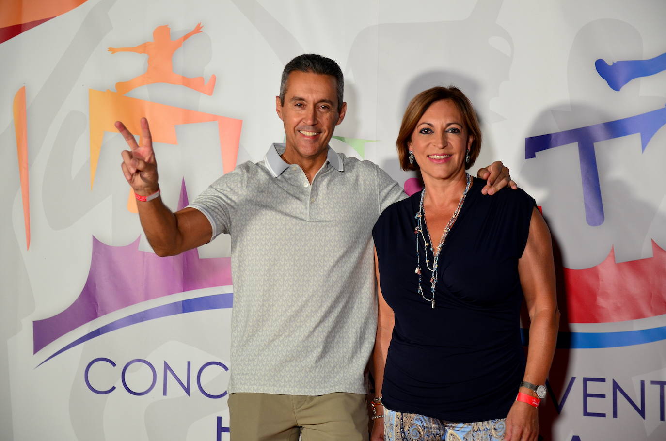 ‘Photocall’ de la Fiesta de la Juventud de Huétor Vega.