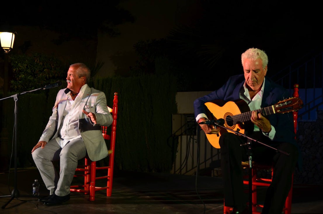 Joselete de Linares y Paco Cortes, en el 34 Festival Flamenco de Huétor Vega.