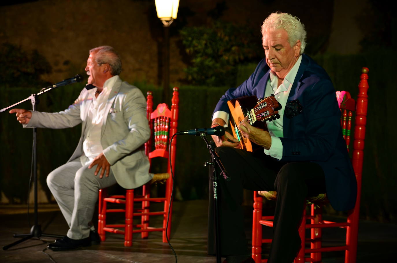 Joselete de Linares y Paco Cortes, en el 34 Festival Flamenco de Huétor Vega.