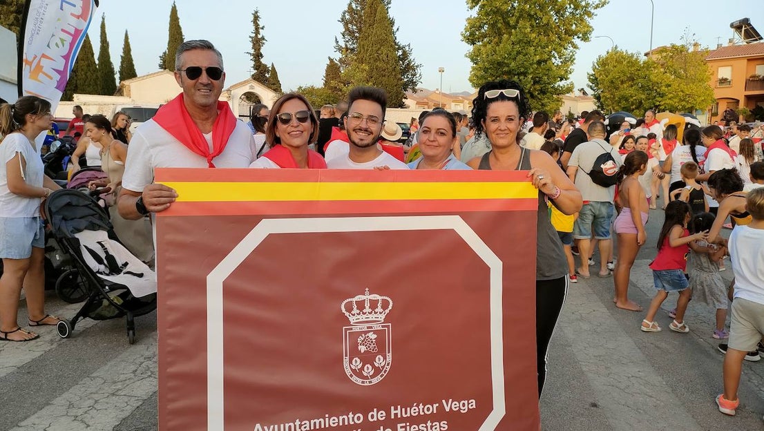 Encierro de toros hinchables en las fiestas de Huétor Vega.