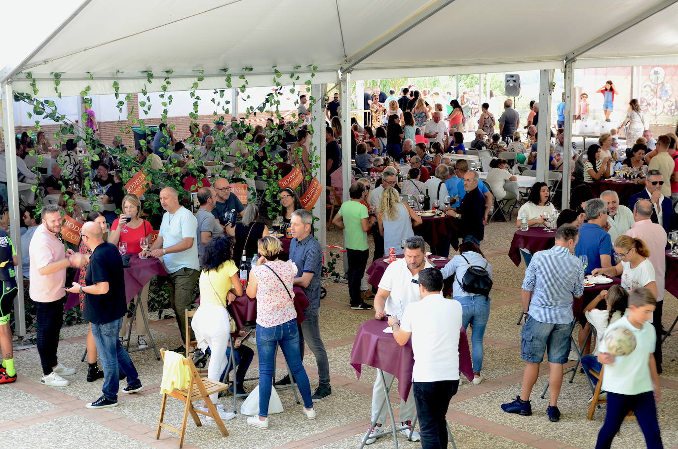 La Fiesta de la Vendimia, un encuentro gastronómico cada vez más popular en Huétor Vega.