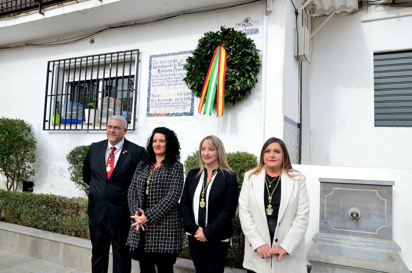 Broche del acto institucional en la plaza de la Constitución.