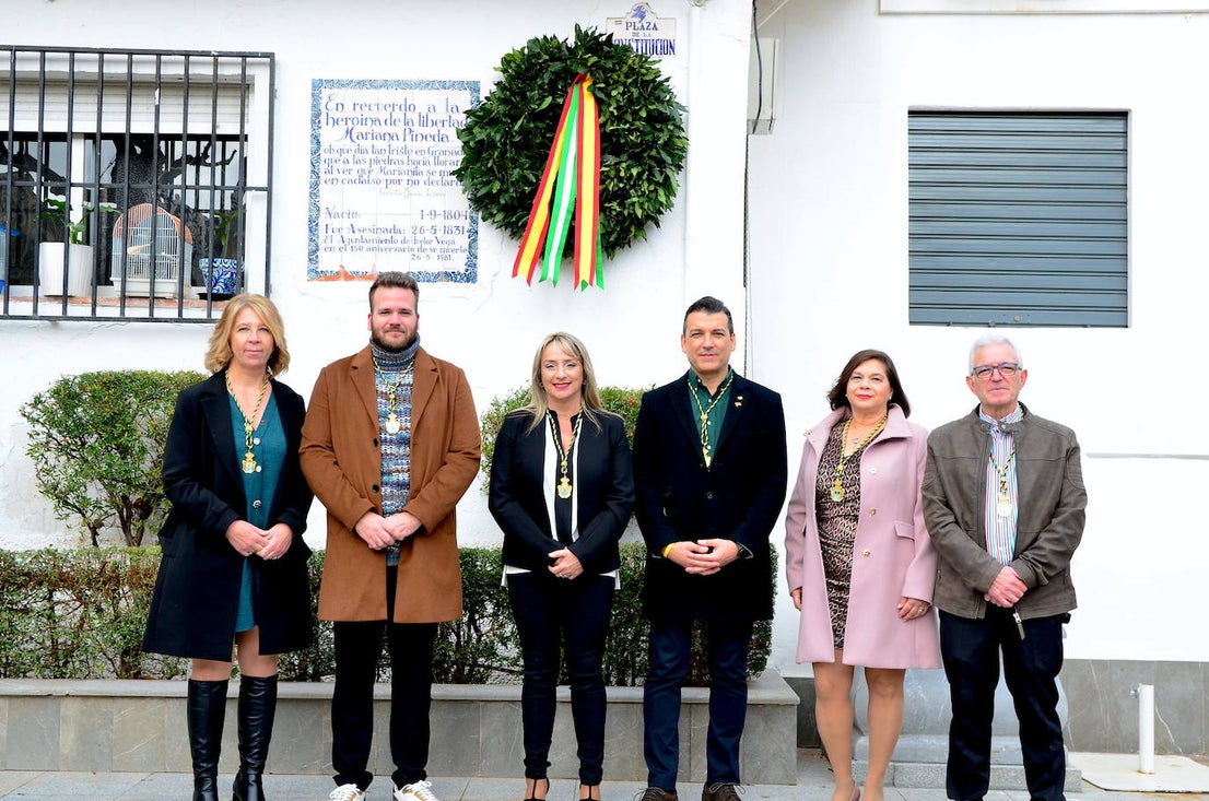 Broche del acto institucional en la plaza de la Constitución.