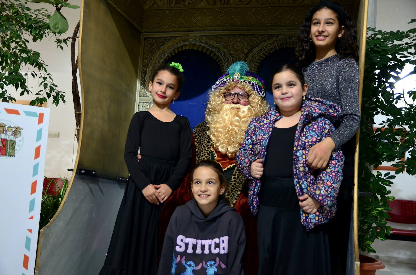 Visita del cartero real, toda la tarde en el Centro Social La Nava.