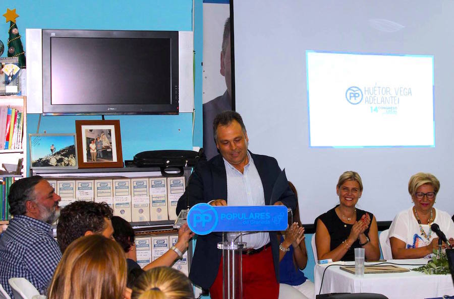 Reelección como presidente del del Partido Popular de Huétor Vega, en el verano de 2017.