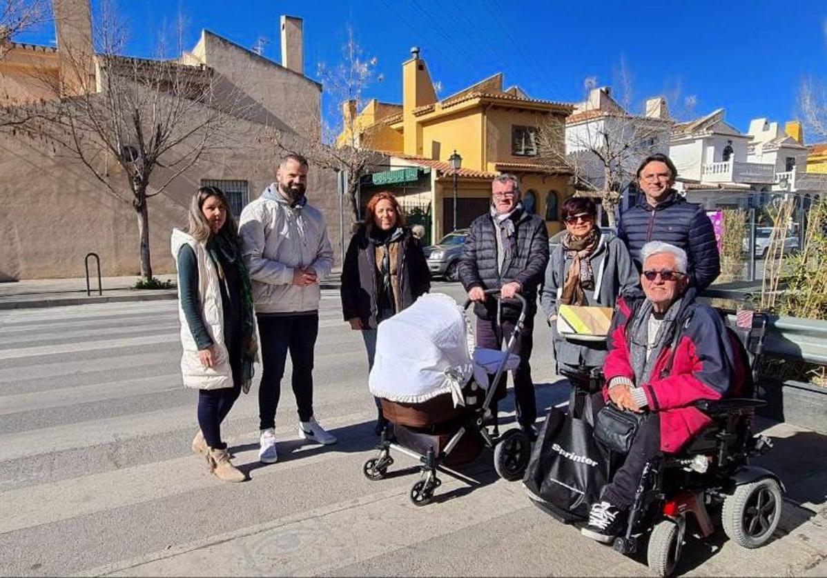 IU Huétor Vega pide soluciones para esta arteria, que une el municipio con la capital.