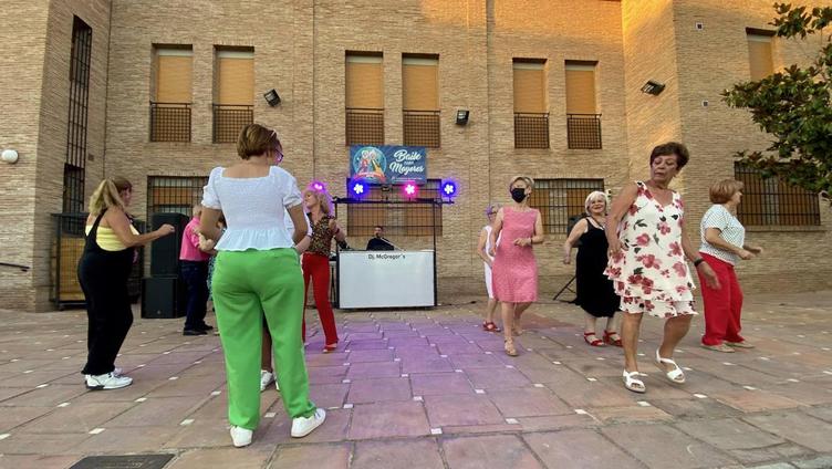 Nuevo ciclo de baile para mayores en Huétor Vega