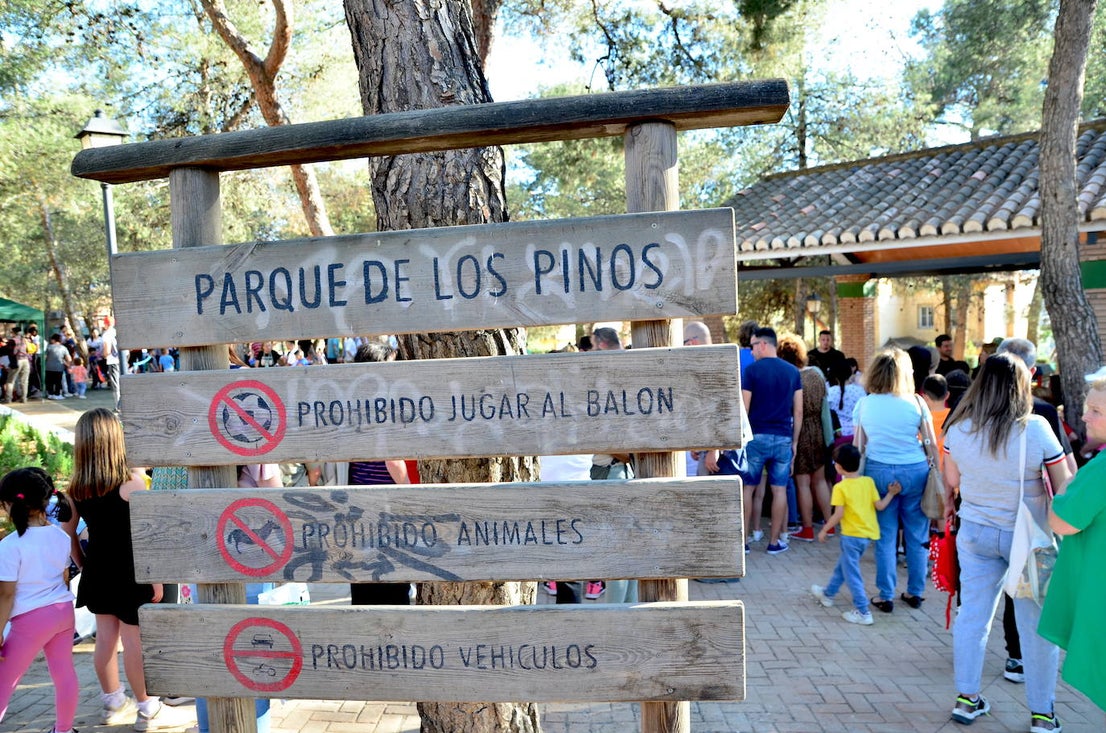 'Roar el güevo': tarde multitudinaria en Huétor Vega