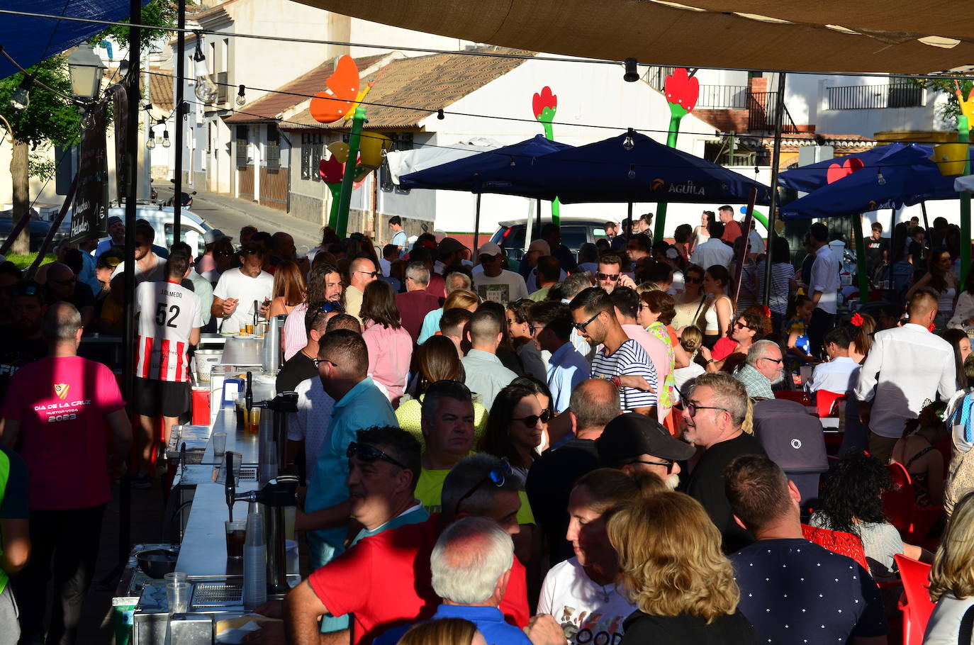 Huétor Vega, aferrado a la tradición de las Cruces