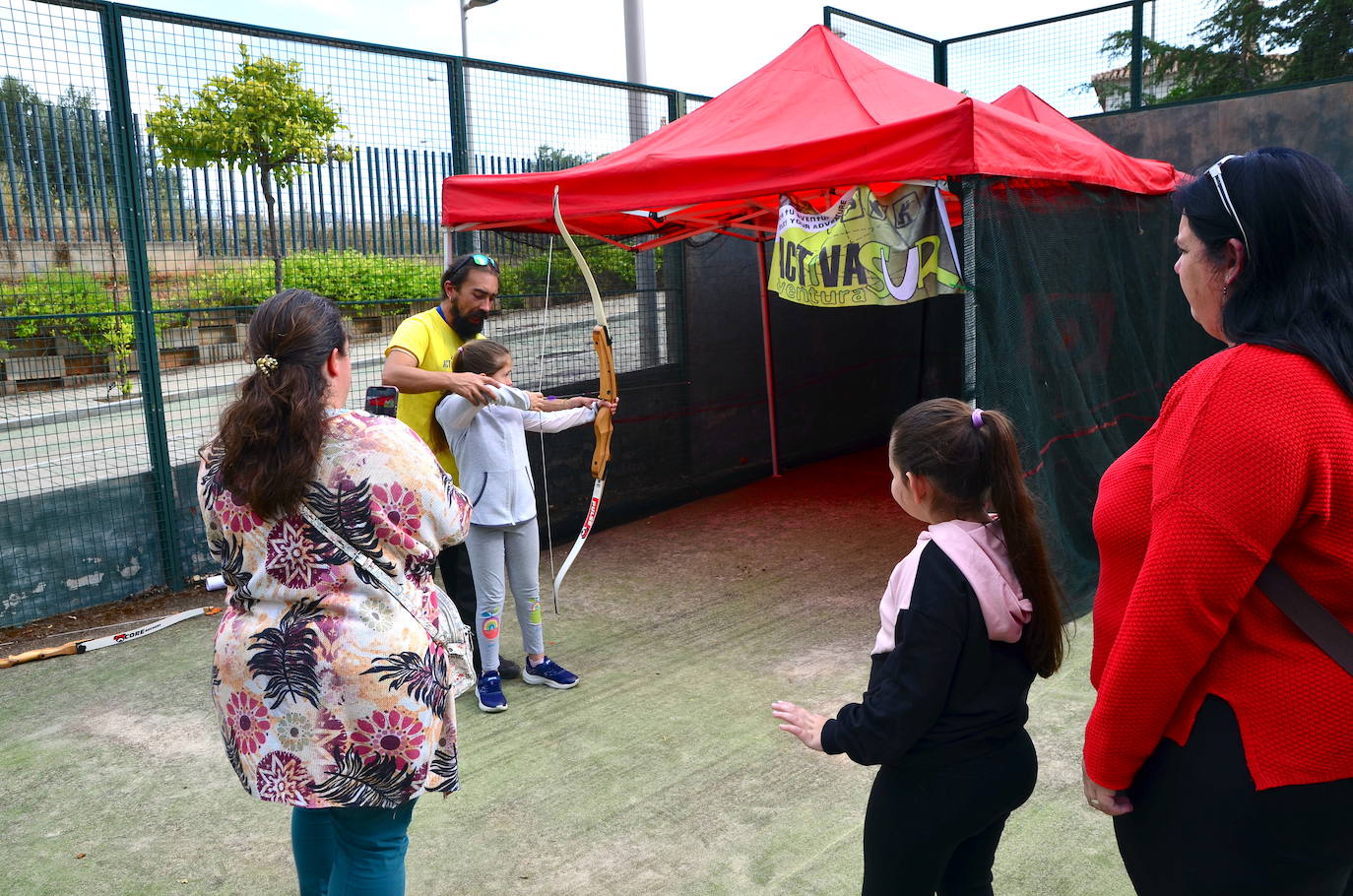 Clausura de los talleres y escuelas deportivas municipales de Huétor Vega