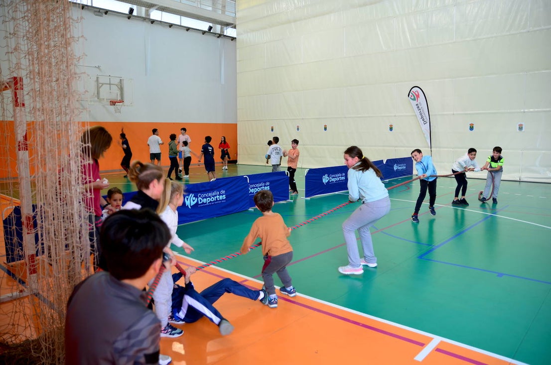 Clausura de los talleres y escuelas deportivas municipales de Huétor Vega
